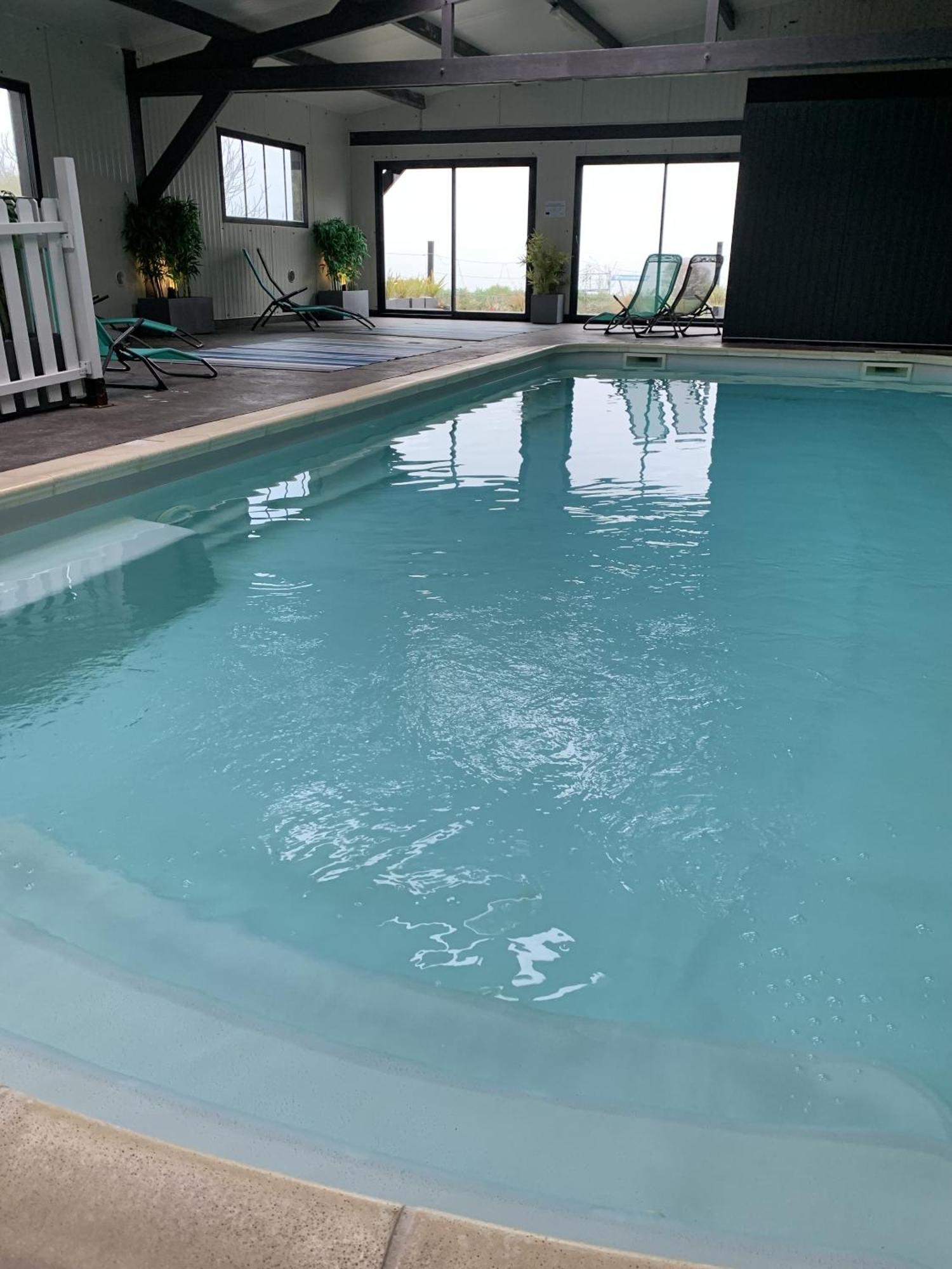 La Metairie-Du-Vauhariot - Vue Mer Et Mont Saint Michel - Piscine Chauffee - Acces Gr34 كُنْكال المظهر الخارجي الصورة